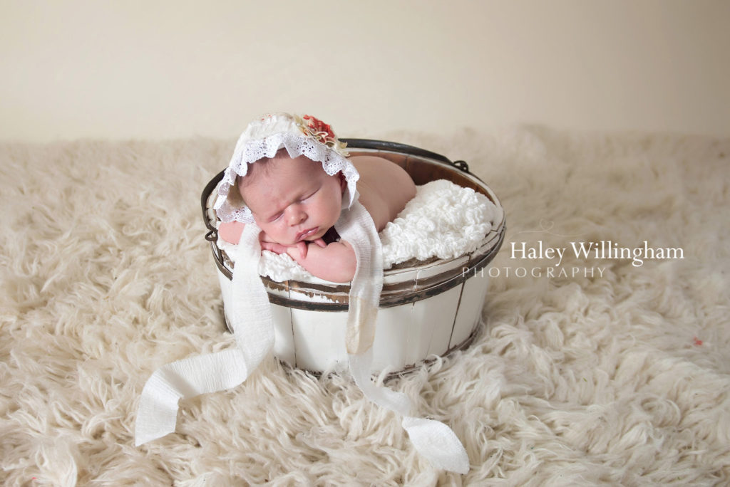 Hagesrtown Maryland Newborn Photographer