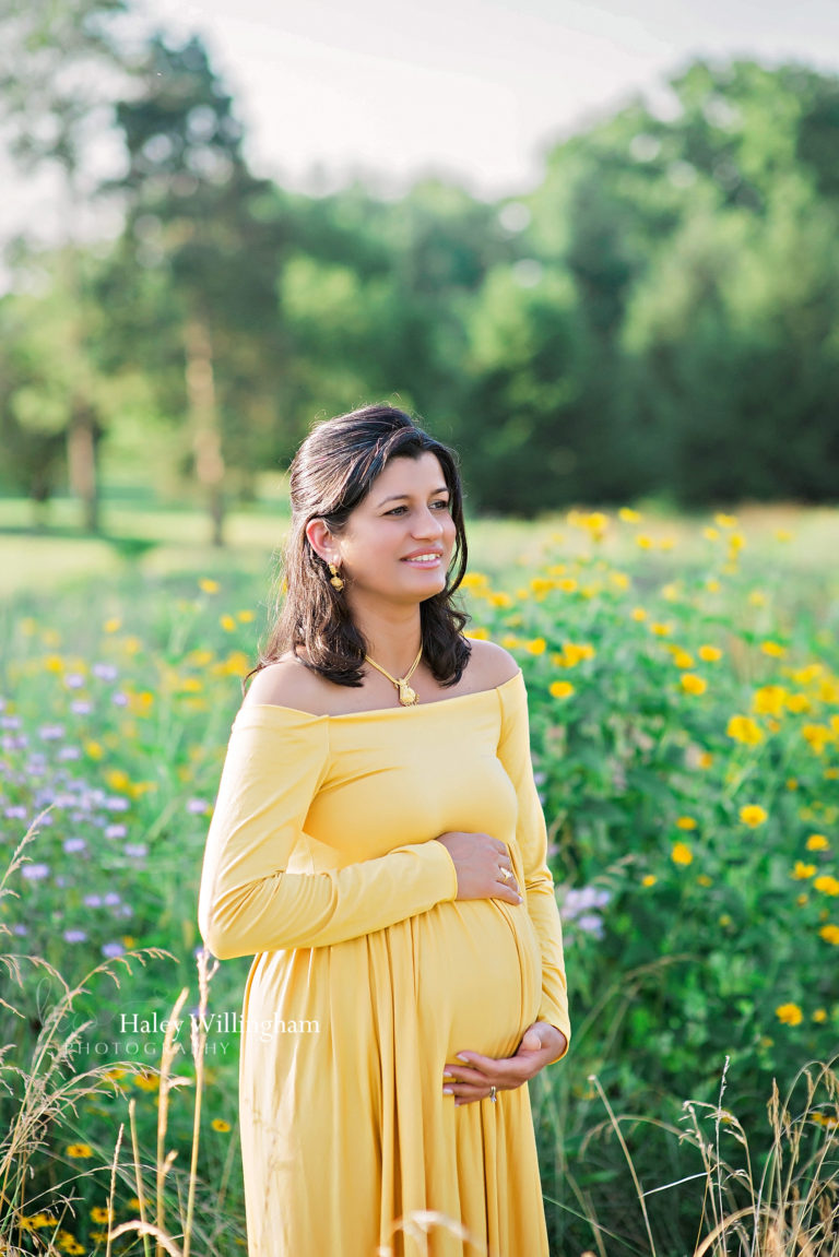Maternity Photographer Winchester Virginia Haley Willingham Photography