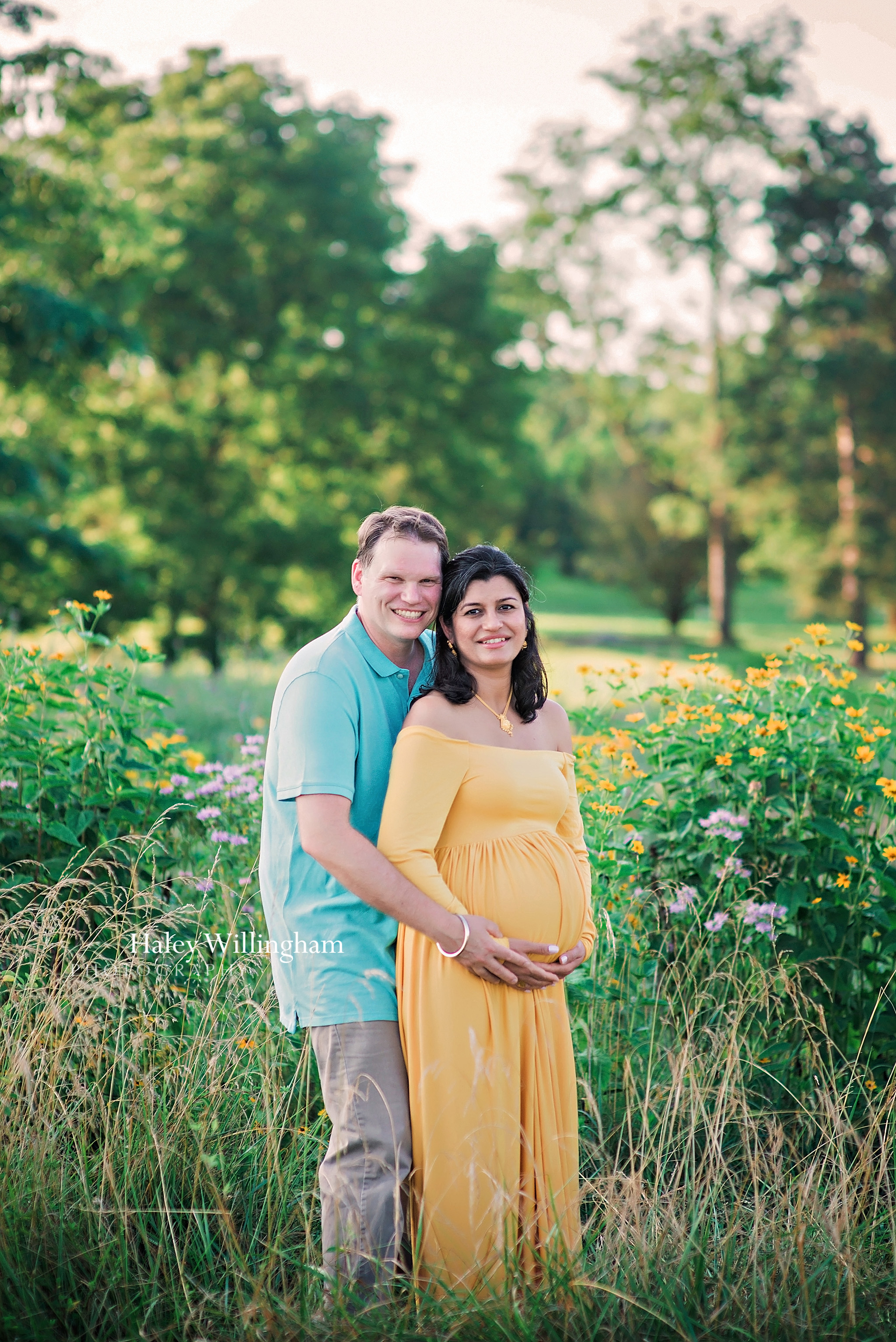 Maternity Photographer Winchester Virginia Haley Willingham Photography