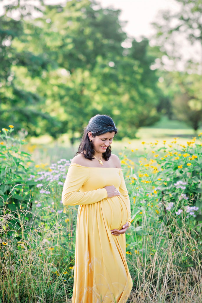 Maternity Photographer Winchester Virginia Haley Willingham Photography