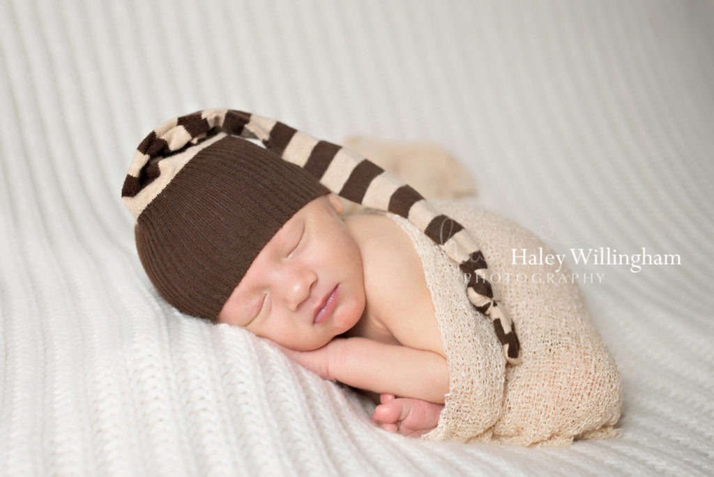 Hagesrtown Maryland Newborn Photographer