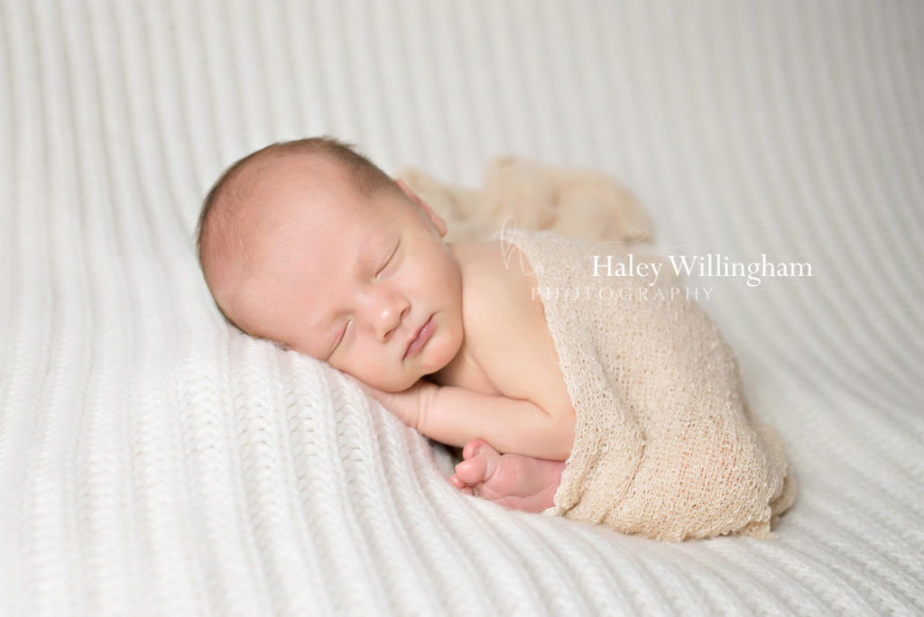 Hagesrtown Maryland Newborn Photographer