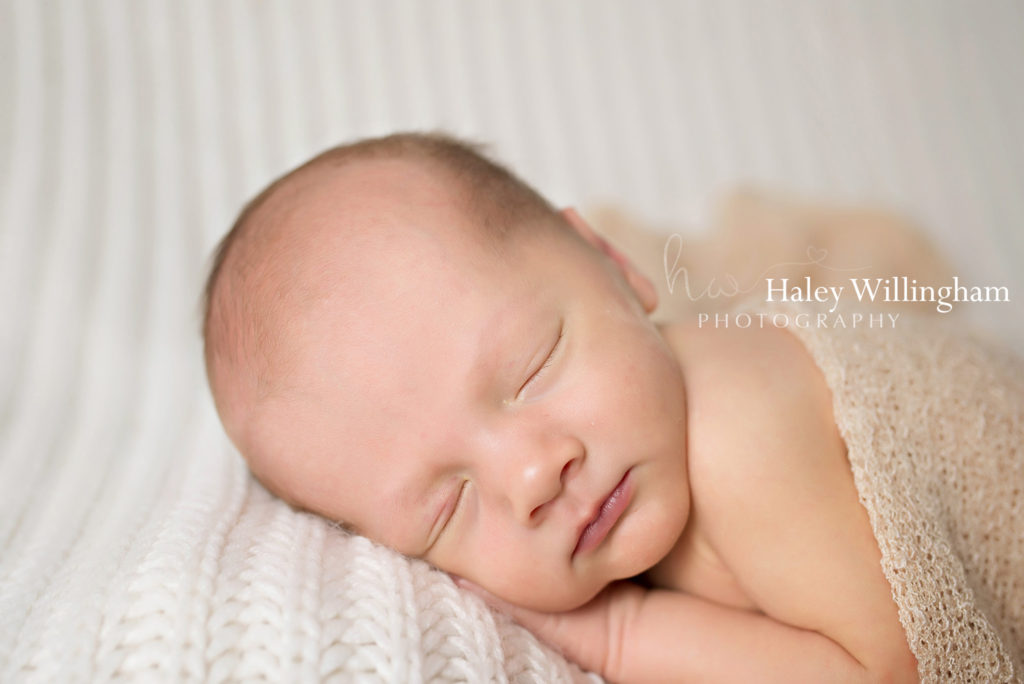 Hagesrtown Maryland Newborn Photographer