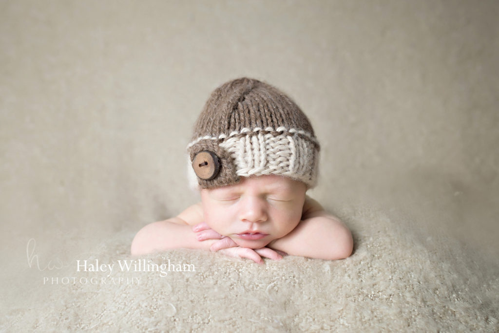 Hagesrtown Maryland Newborn Photographer