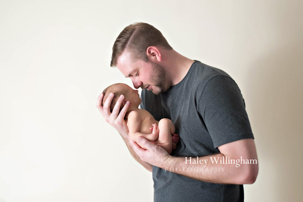 Hagesrtown Maryland Newborn Photographer