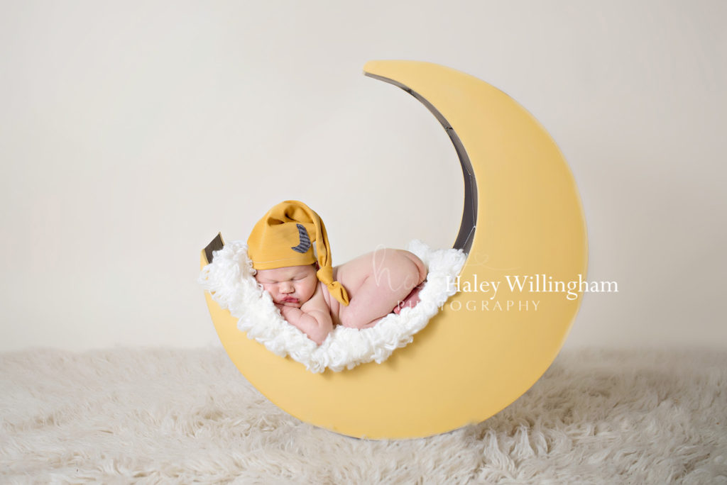 Hagerstown Maryland Newborn Photographer