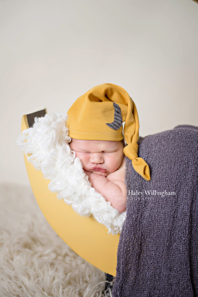 Hagerstown Maryland Newborn Photographer