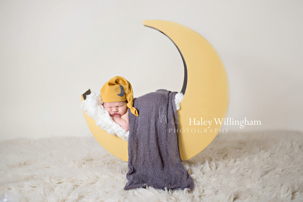 Hagerstown Maryland Newborn Photographer